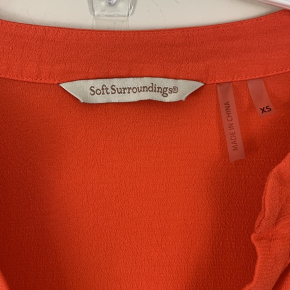 Soft Surroundings long sleeve top asymmetrical bottom tunic - Picture 4 of 9